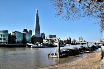 Fototapeta na wymiar A view of the River Thames and the Shard in London