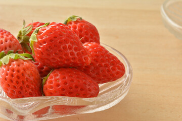  Strawberries on a glass dish