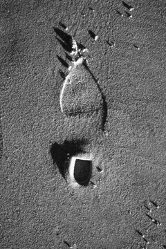 Fashion victim on the beach