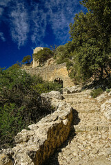Camino al castillo de Alaró(s.X). Alaró .Sierra de Tramuntana. Mallorca. Baleares.España.