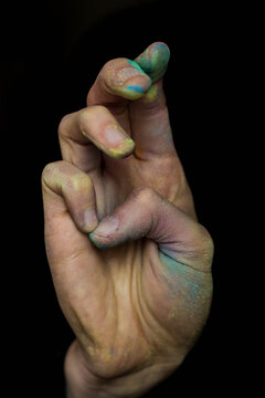 Expressive Hands with Chalk: to swear, love, bend