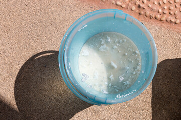 Swimming pool chemical settle after dilute, calcium hypochlorite chlorine 70percent after dilute...