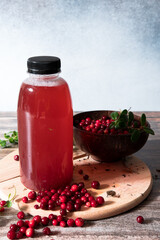 Refreshing drink with cranberries
