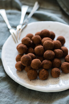 Small cocoa and dried fruit truffles