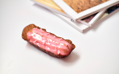 strawberry eclair in a box. Desserts delivery