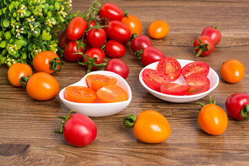 Fototapeta na wymiar Fresh and delicious multi-colored small tomatoes