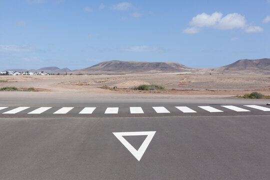 Yield Traffic Signal Before the Desert