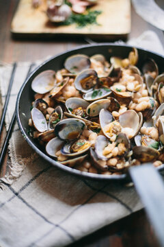 Clams steamed, spanish seafood.