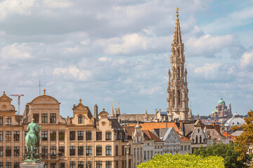 View over Brussels from Mont des Arts (Kunstberg) with Basilica, Sacré-Coeur (Koekelberg) in the background