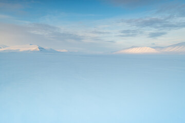 Svalbard winter - idyllic arctic scenery - 375858170