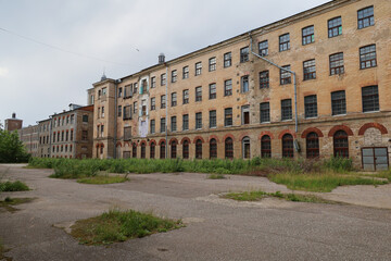 Fototapeta na wymiar The old Kreenholm Textile Factory in Narva, Estonia, a good place for urbex