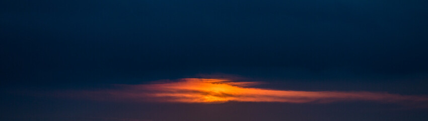 Obraz premium amazing view of the mountain during sunrise