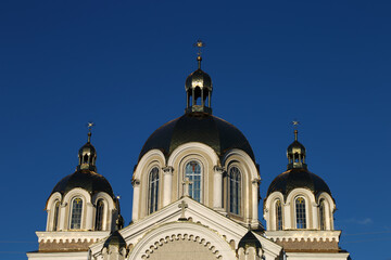 Fototapeta premium church with golden domes against the sky