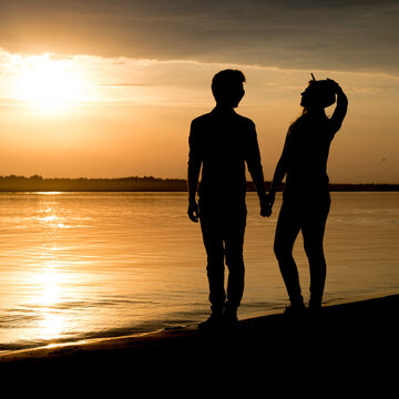 couple at sunset, silhouette, love, happy
