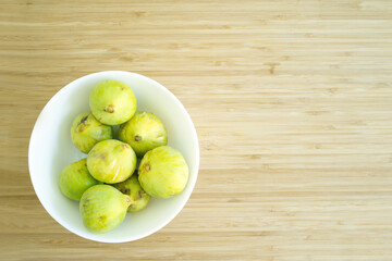 Green figs a fruit that has many beneficial properties for the body