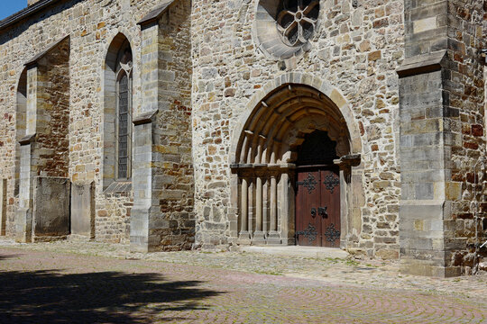 Rinteln an der Weser Kirchenportal St. Nikolai