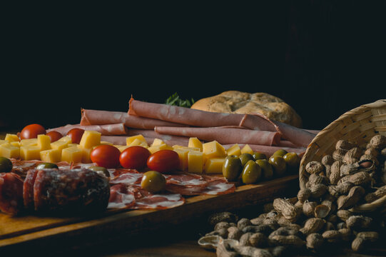 Tabla de fiambres argentinos.