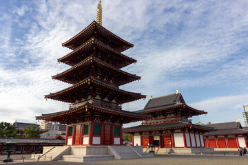 Naklejka premium Beautiful temple in osaka (Japan)