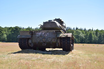 Fototapeta premium Panzer auf dem Panzerfeld bei Wahn