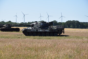 Panzer auf dem Panzerfeld bei Wahn