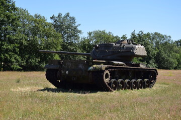 Obraz premium Panzer auf dem Panzerfeld bei Wahn