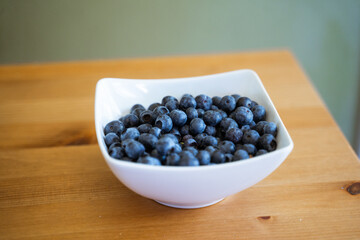 fresh blueberries in a bowl 