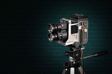 Analogkamera alt Kamera retro freigestellt petrol trükis Mittelformat Film Stativ Studio zweiäugig professionell profi Sammlerstück Leder hochwertig stilvoll Hintergrund