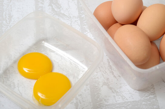 yolk and eggs 
