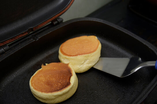 Frying Pan With Souffle Pancake