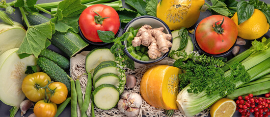 Summer vegetables with herbs