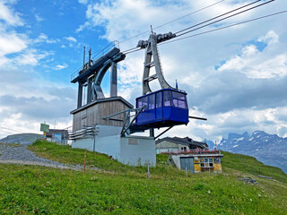 Bettenalp-Bonistock (Distelboden) - Chairlift at the ski resort Melchsee-Frutt and towards the top...