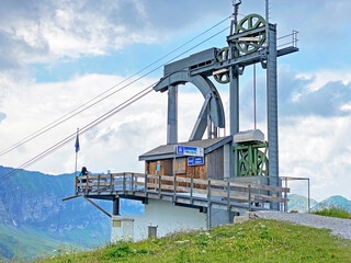 Bettenalp-Bonistock (Distelboden) - Chairlift at the ski resort Melchsee-Frutt and towards the top...