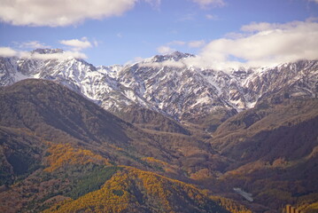Naklejka premium Beautiful autumn landscape in Northern Alps of Japan, Hakuba, Nagano