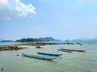 Fototapeta na wymiar tropical beach with boats