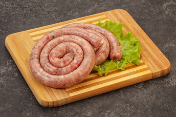 Raw sausage ring for grill