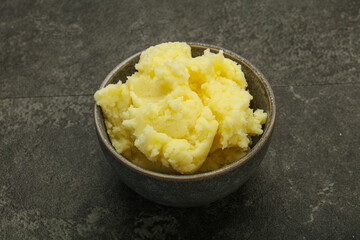 Mashed potato in the bowl