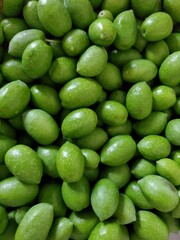fresh green peas
