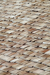 Schindeln auf einem Dach