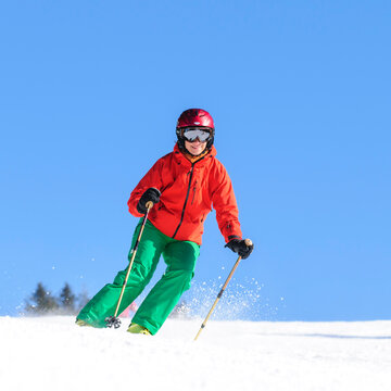 Sportlich-elegant über die Skipiste wedeln