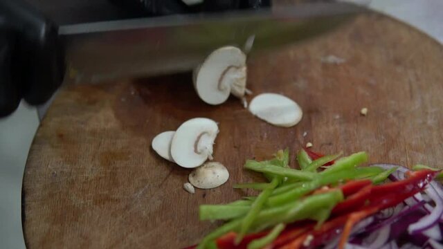 mushrooms, garlic and pepper