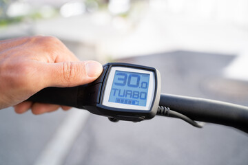 E Bike Computer Speed And Power Control