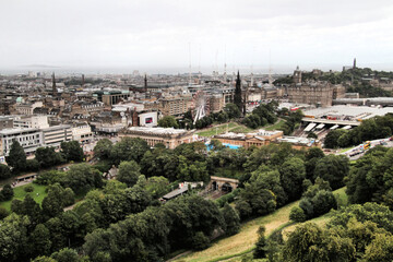 Fototapeta na wymiar A panoramic view of Edinburgh