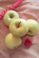 apples in the morning 