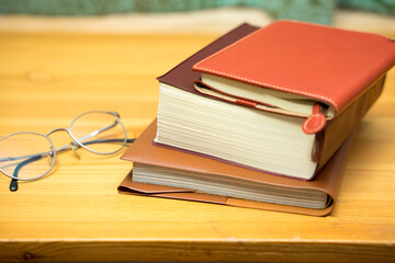 本のある書斎の風景