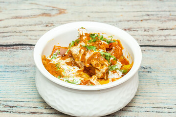Murgh Do Pyaza - Chicken Do Pyaaza is a non-vegetarian Indian dish
