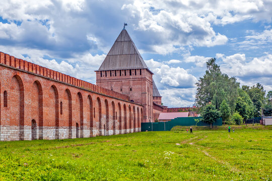 Fortress wall and Pozdnyakov tower (Rogovka). Smolensk. Russia