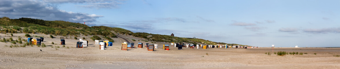 Obraz na płótnie Canvas Early morning at the beach on Juist, East Frisian Islands, Germany.