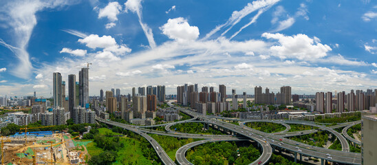 Naklejka premium Summer city skyline scenery of Wuhan, Hubei, China