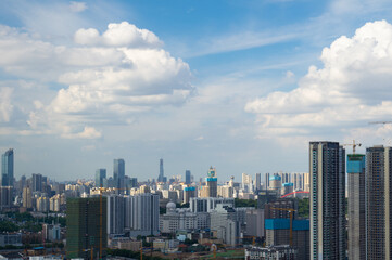 Obraz premium Summer city skyline scenery of Wuhan, Hubei, China