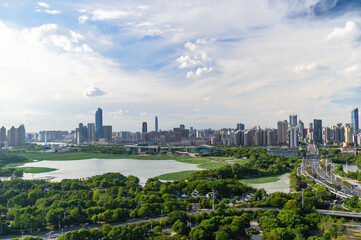 Fototapeta premium Summer city skyline scenery of Wuhan, Hubei, China